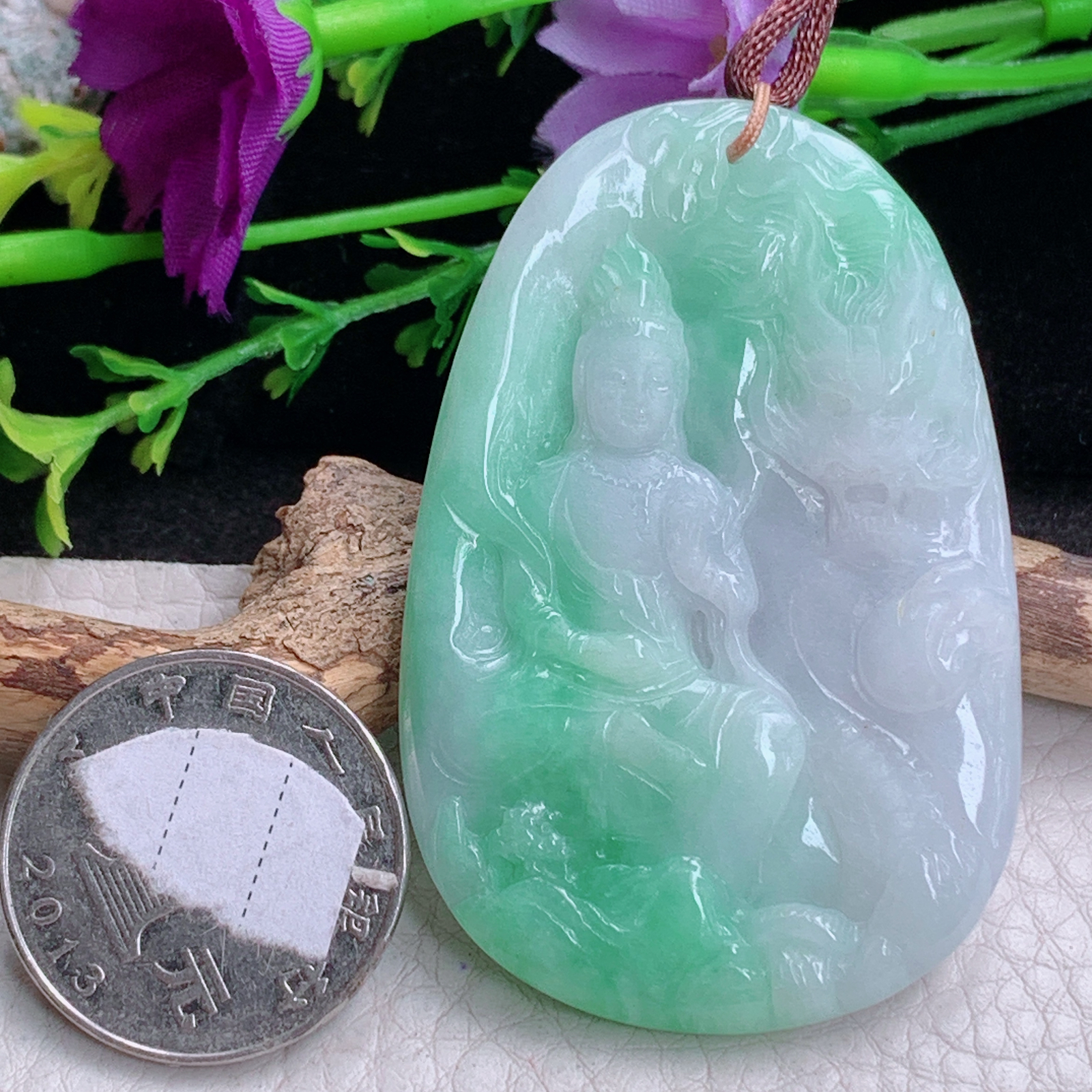 bg实拍57.3*37.8*5缅甸翡翠a货精雕双彩御龙观音 玉观音玉吊坠 玉挂件