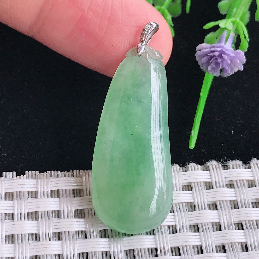 自然光34.5/14.8/4.8老坑18k金镶嵌冰晴绿福瓜吊坠翡翠玉坠挂件