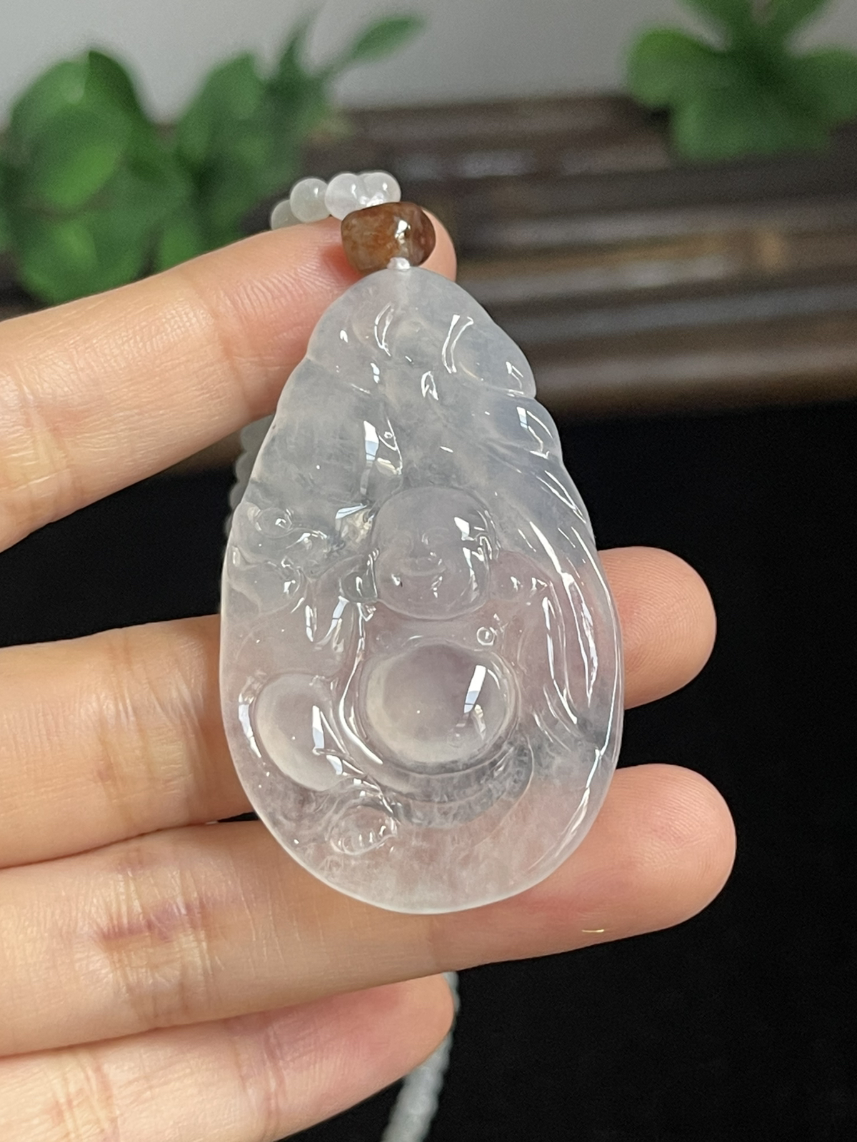 翡翠佛，配珠未测