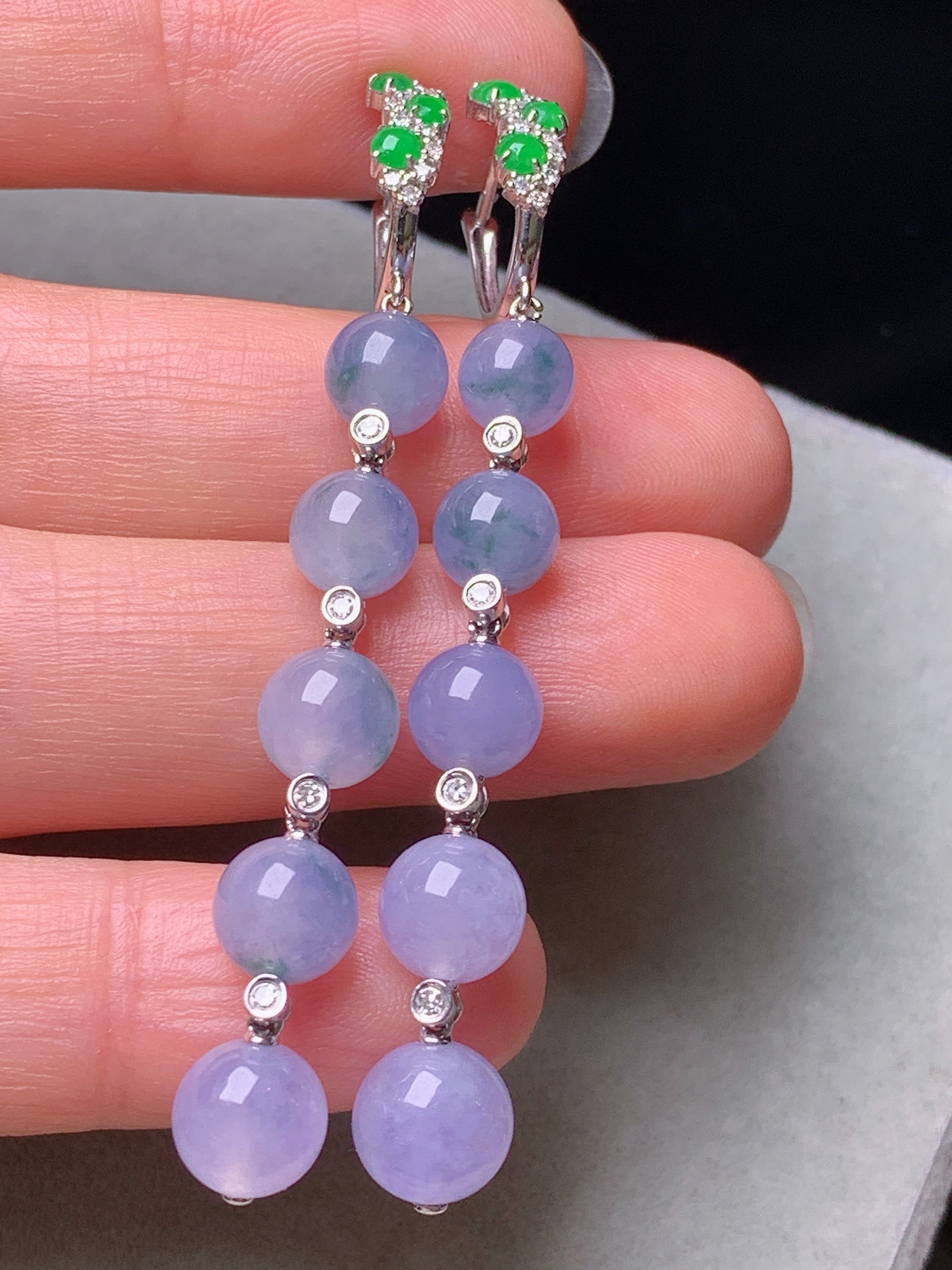 18k金钻镶嵌紫罗兰圆珠组合耳坠 玉质细腻 色泽艳丽清新 水润亮眼 整体尺寸58.6*6.8b1