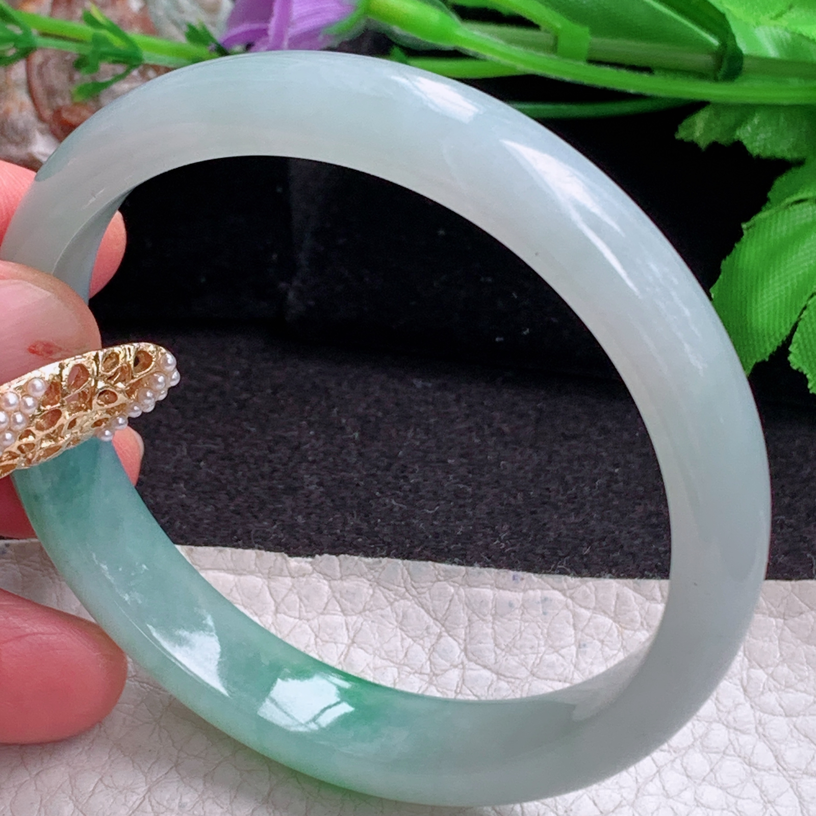 jm实拍57*11*6.7平安镯 天然缅甸翡翠a货冰润辣绿正圈玉镯子