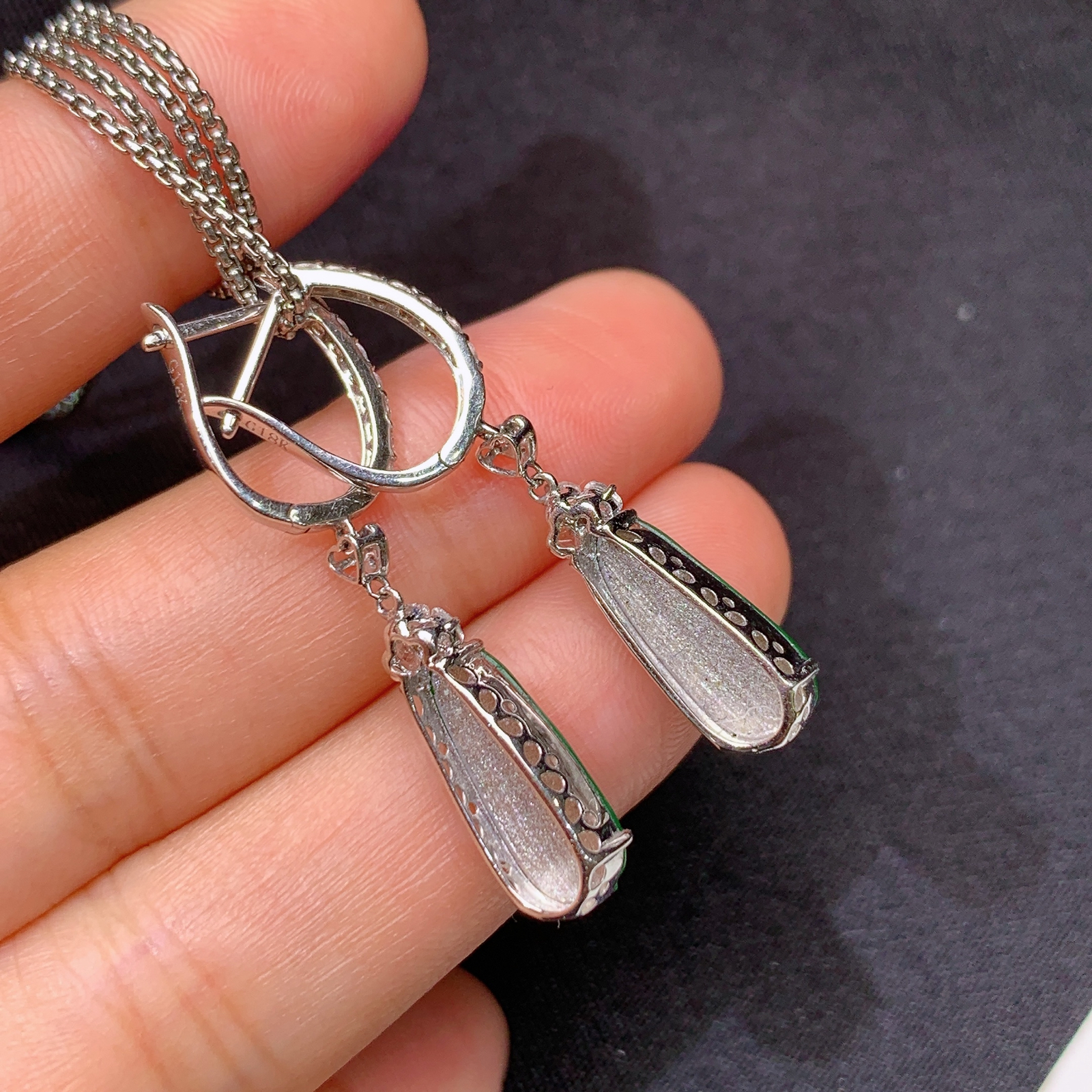 冰阳绿福豆耳坠，18k金镶嵌，简约时尚，冰润色阳，种水足，Cr 尺寸14.3*5.8*2