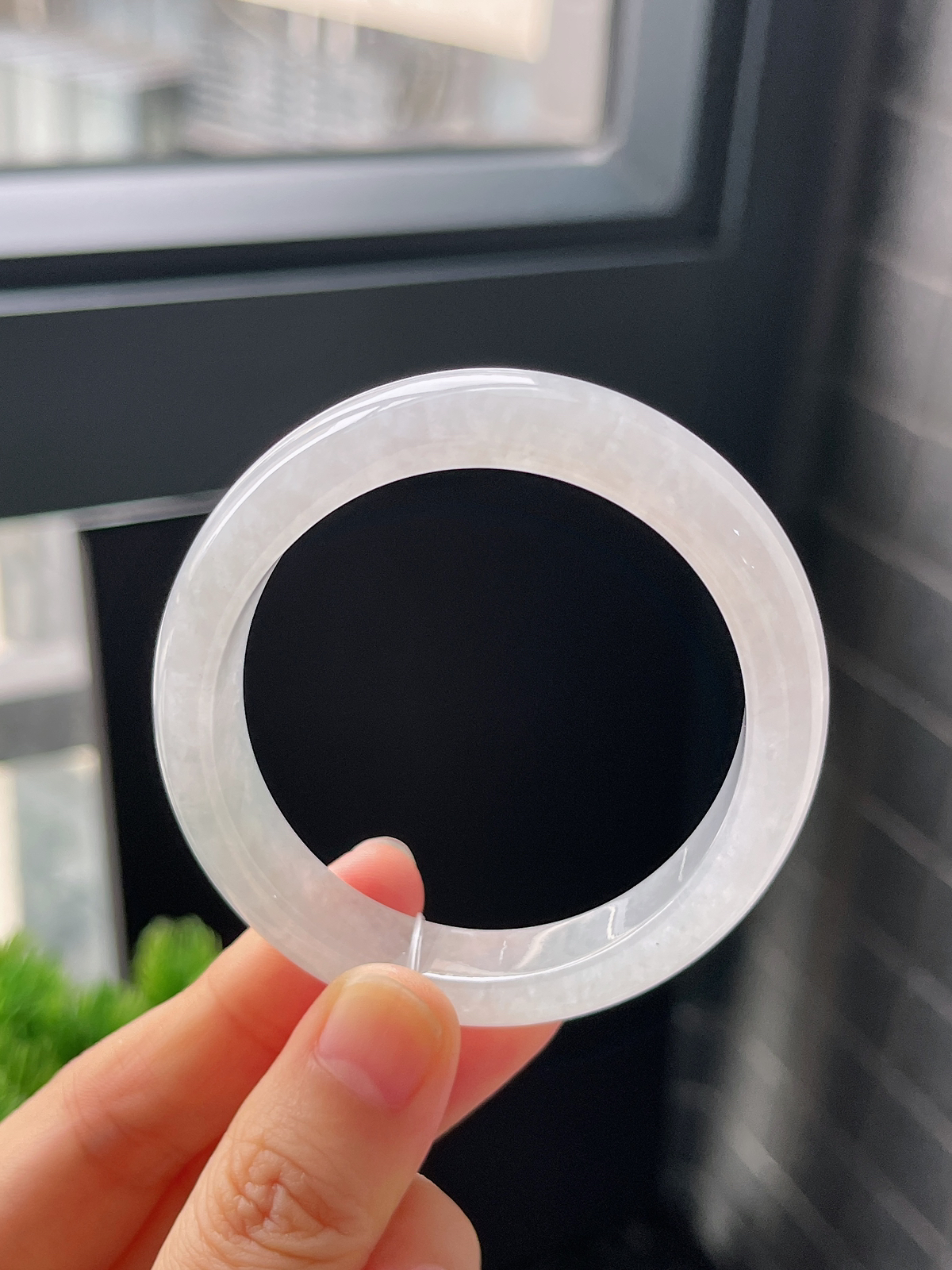 贵妃镯52.7圈口，翡翠冰糯种白色手镯，妥妥白月光