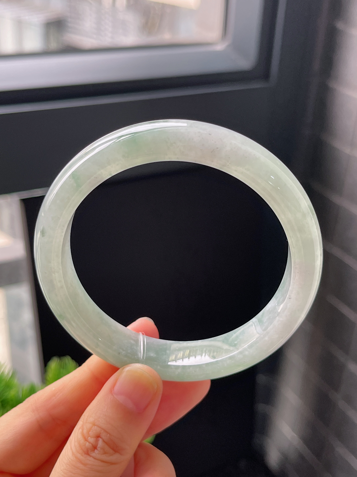 正圈60圈口，翡翠冰糯种飘花手镯