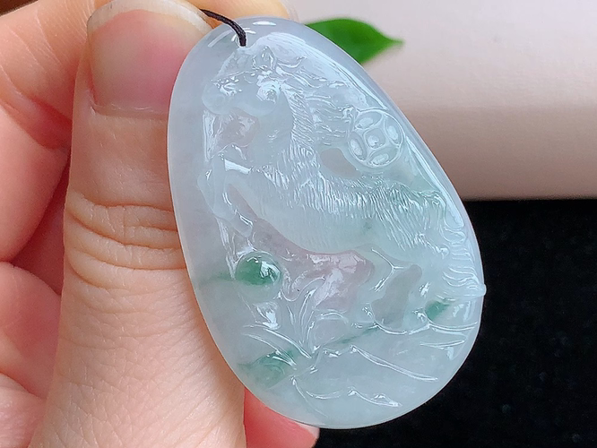 ️ 马上有钱，尺寸44.1-29.8-6.0mm，包A附证书