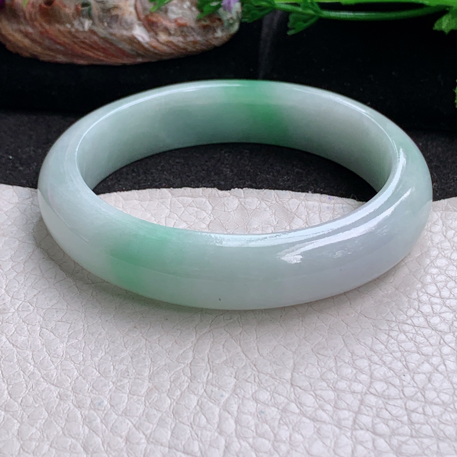 hy实拍59*13.8*8.6平安镯 天然缅甸翡翠a货手镯飘绿厚装正圈玉镯子