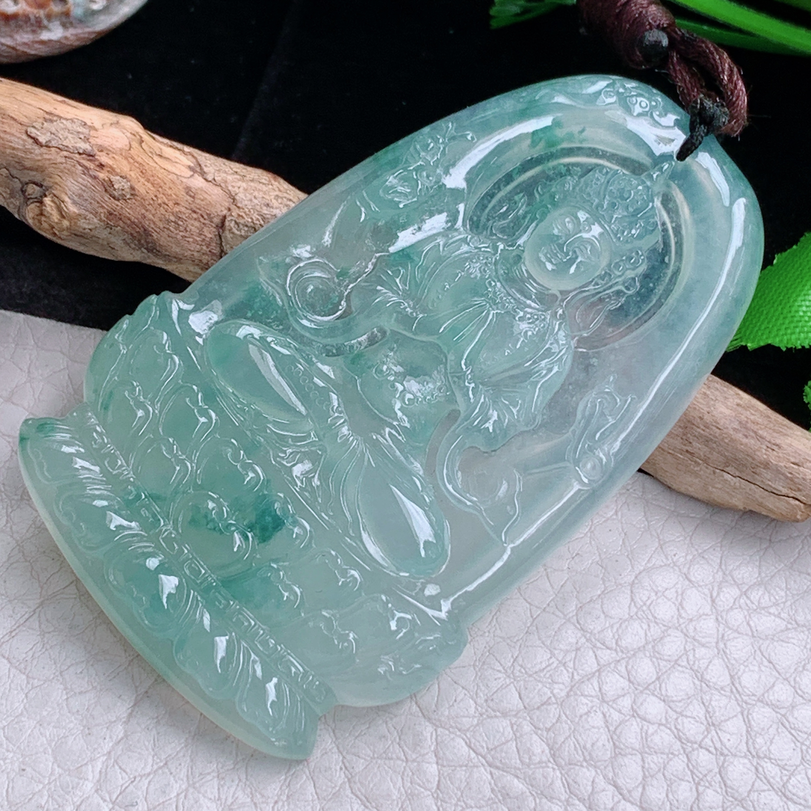 bg实拍66*40*5.5缅甸翡翠a货精雕冰晴飘花坐莲观音 玉观音玉吊坠 玉挂件