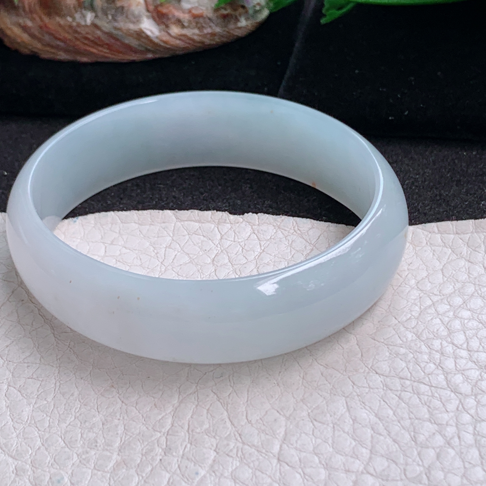 jm实拍57*53*15.7*7轮胎招财贵妃镯 天然缅甸翡翠a货冰洒金蛋形玉镯