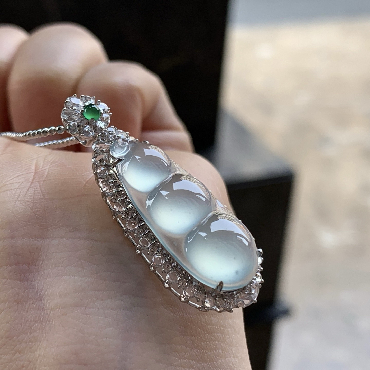 金钻镶嵌冰豆子^_^荧光十足