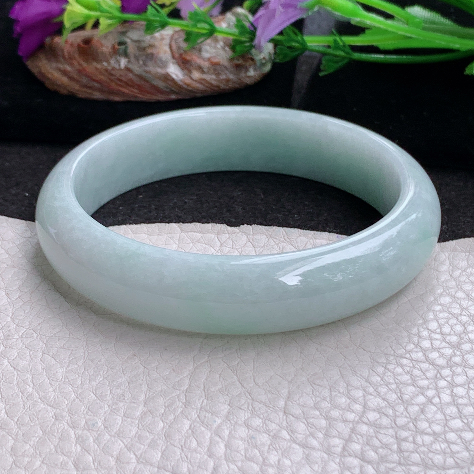 js大圈口63.5*14.8*8平安镯 天然缅甸翡翠a货手镯浅绿大气正圈玉镯子