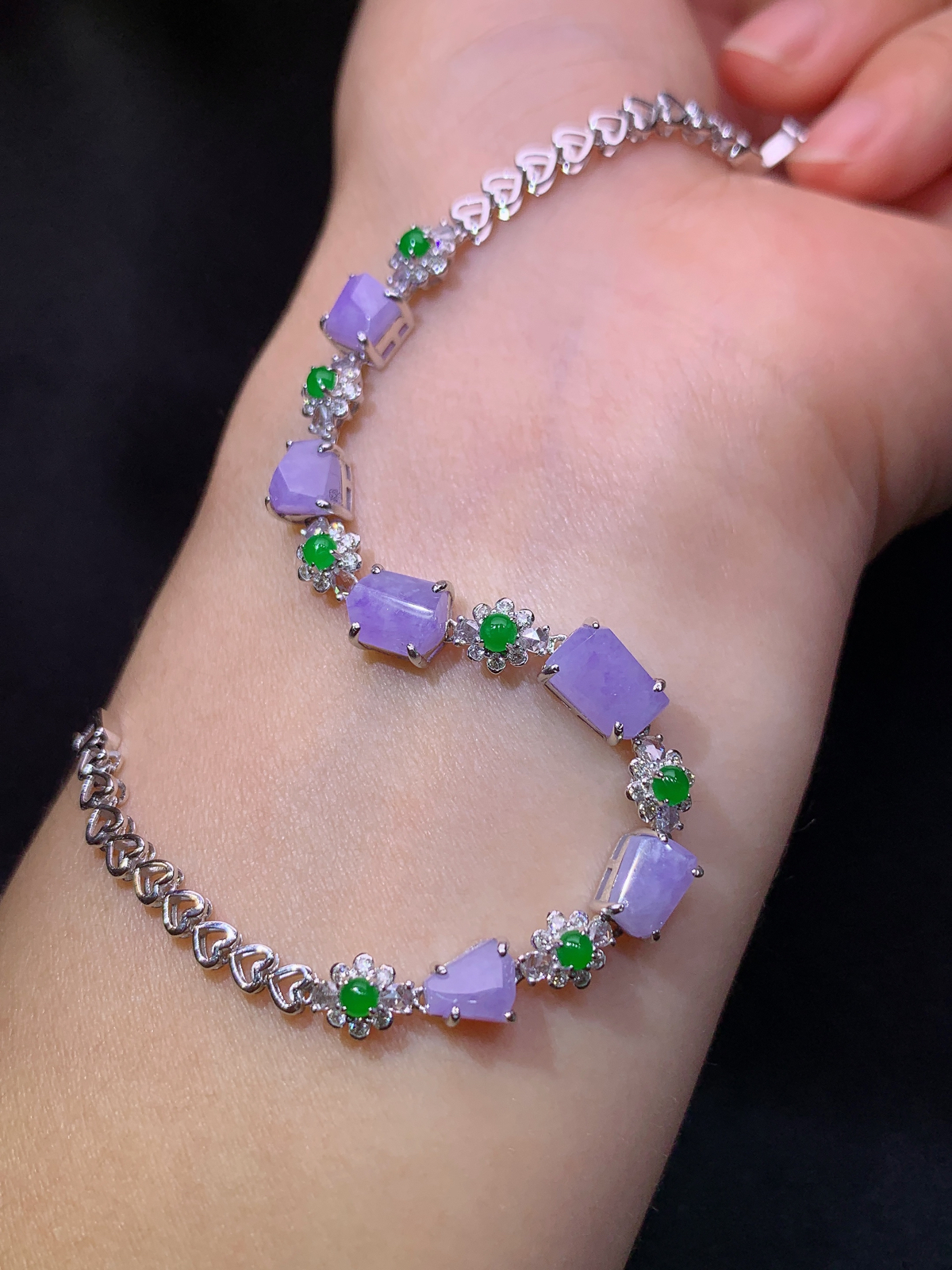 冰紫罗兰随形手链，18k金镶嵌，款式新颖，冰润鲜艳，种水足，Rh 尺寸7.3*4.5*2.2