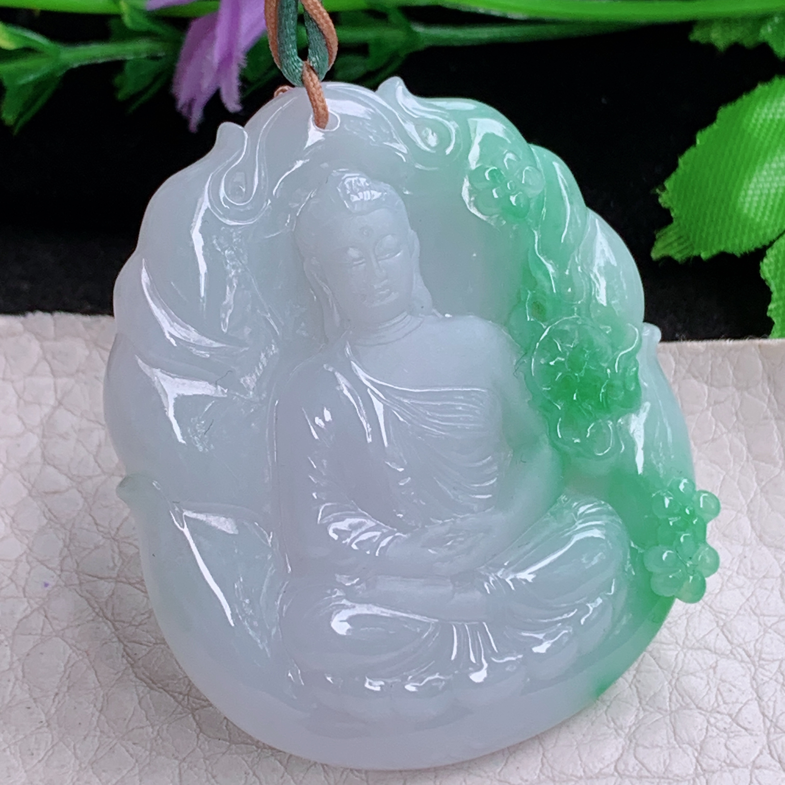 bg实拍50.6*42.8*6缅甸翡翠a货精雕飘绿花开见佛 大日如来佛祖玉吊坠 玉挂件