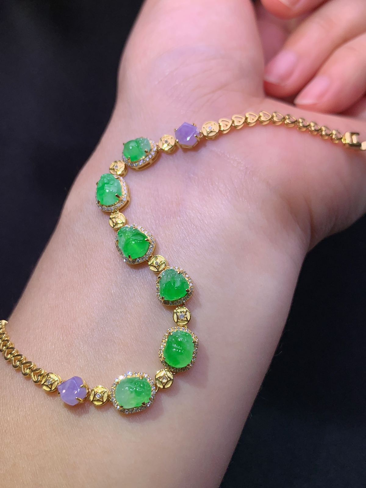 冰阳绿貔貅手链，18k金镶嵌，款式新颖，冰润色阳，种水足，Rh 尺寸6.6*5.3*2.3