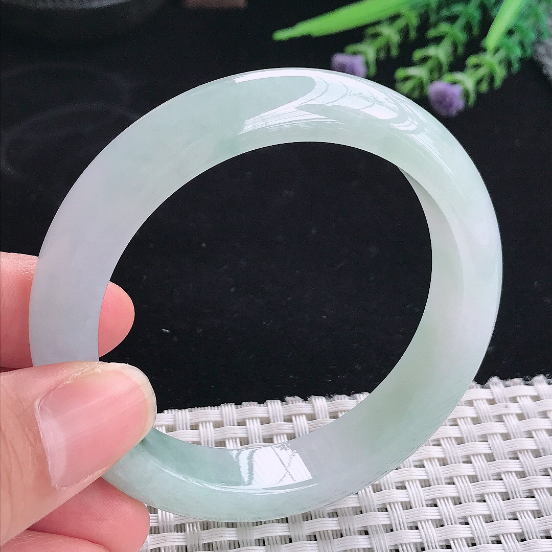 实拍A货翡翠55.5/13/8.8老坑冰润起胶飘花手镯宽边玉镯平安镯