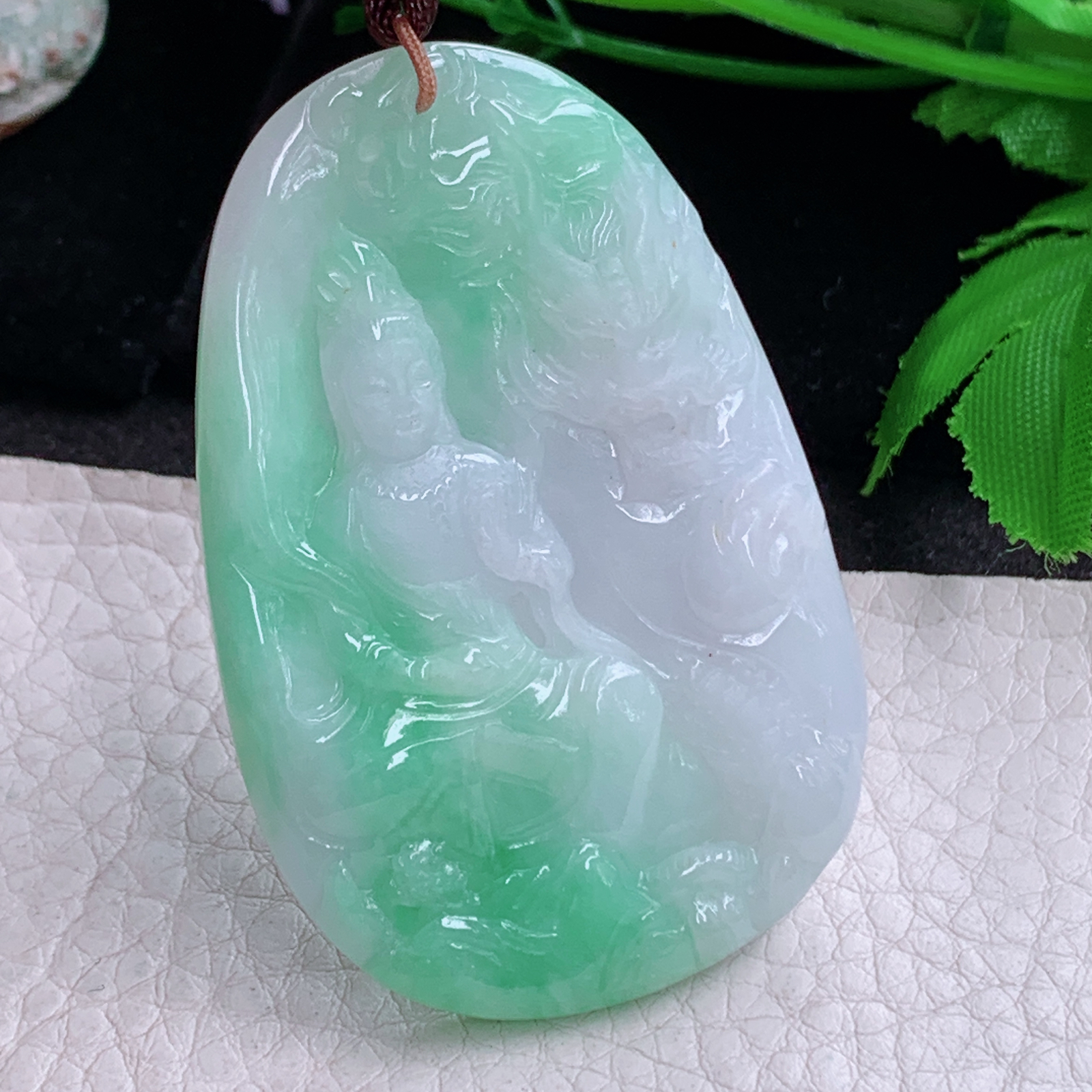 bg实拍57.3*37.8*5缅甸翡翠a货精雕双彩御龙观音 玉观音玉吊坠 玉挂件