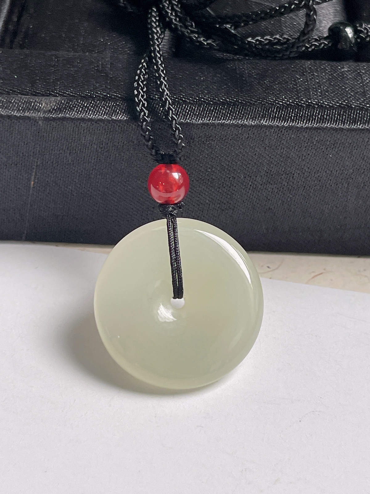 和田玉晴水平安扣