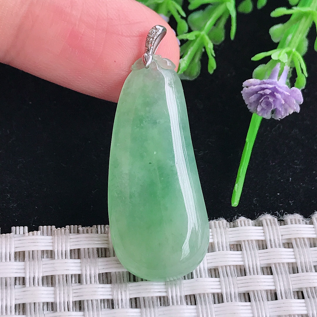 自然光34.5/14.8/4.8老坑18k金镶嵌冰晴绿福瓜吊坠翡翠玉坠挂件