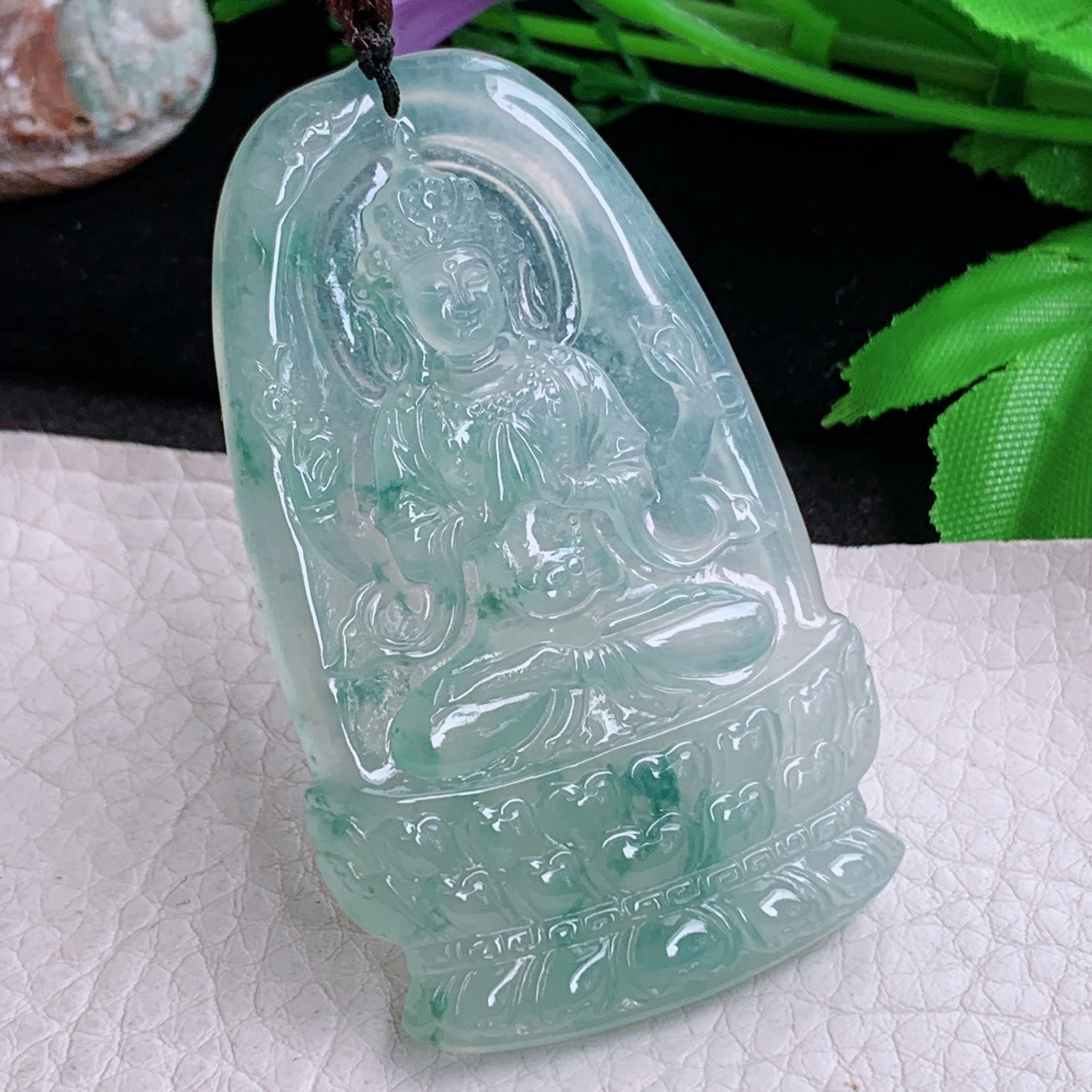 bg实拍66*40*5.5缅甸翡翠a货精雕冰晴飘花坐莲观音 玉观音玉吊坠 玉挂件