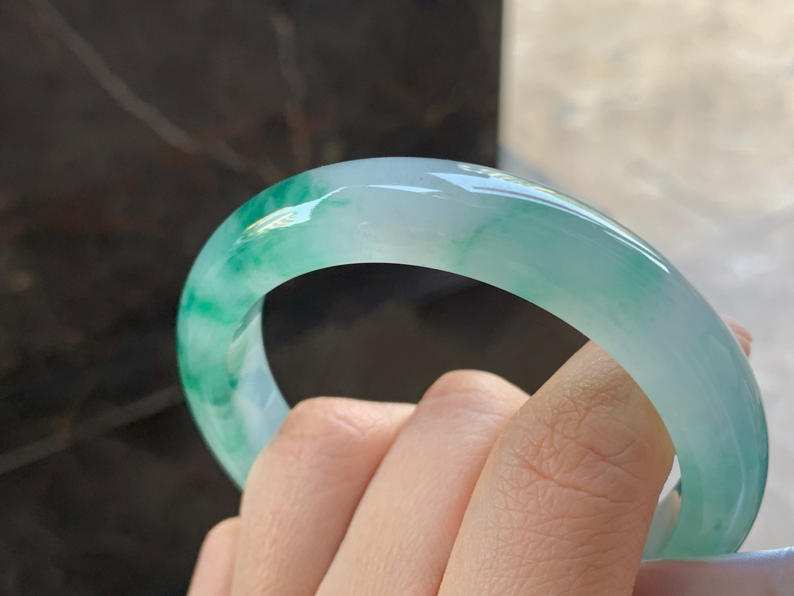 55-11.9-8.6

绿花手镯^_^飘花浓郁