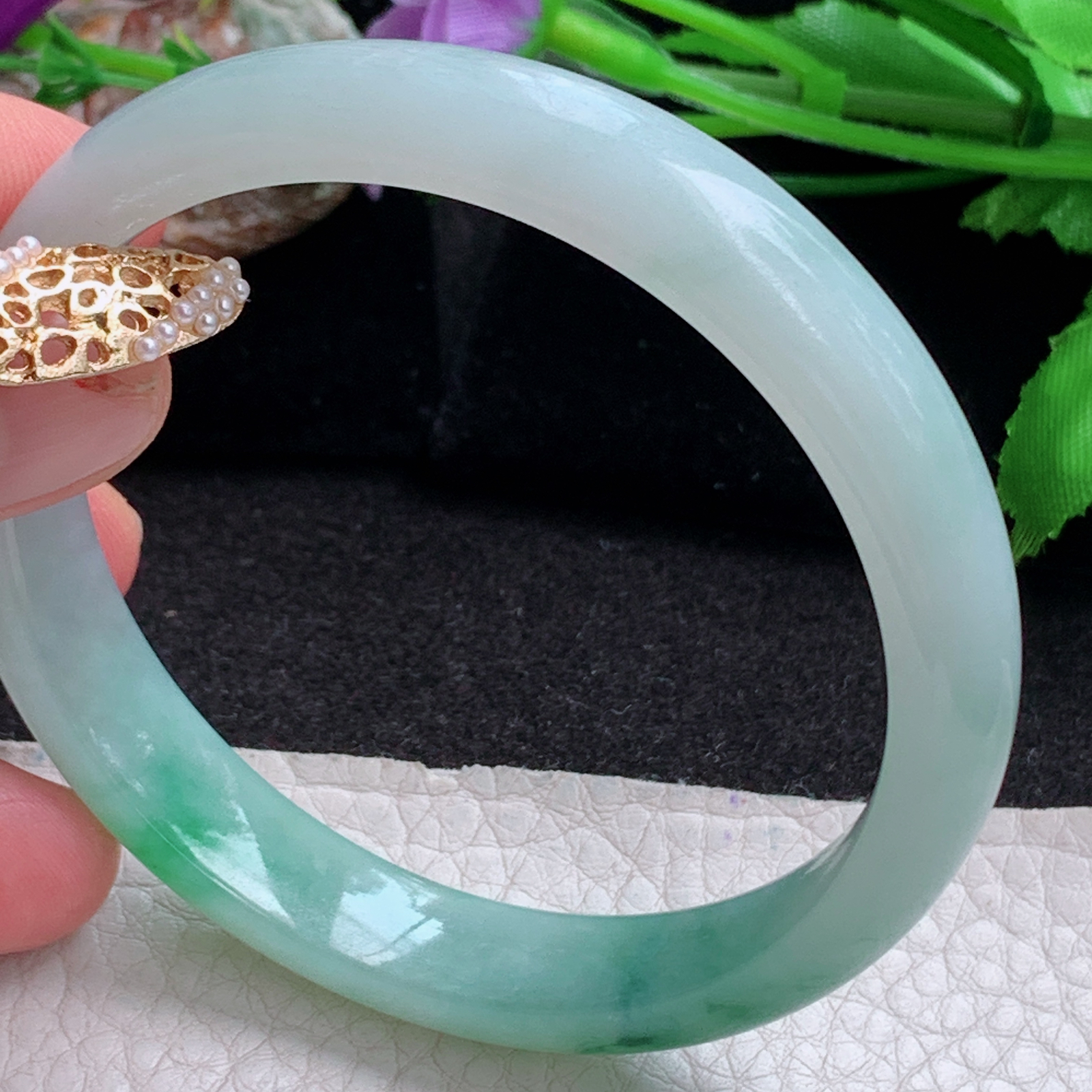 jm实拍57*11*6.7平安镯 天然缅甸翡翠a货冰润辣绿正圈玉镯子