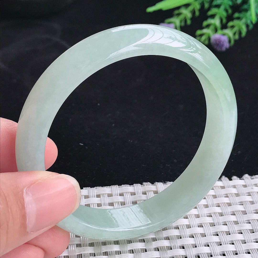 实拍A货翡翠56.8/13.2/7.2老坑冰润起胶冰晴绿手镯宽边玉镯平安镯