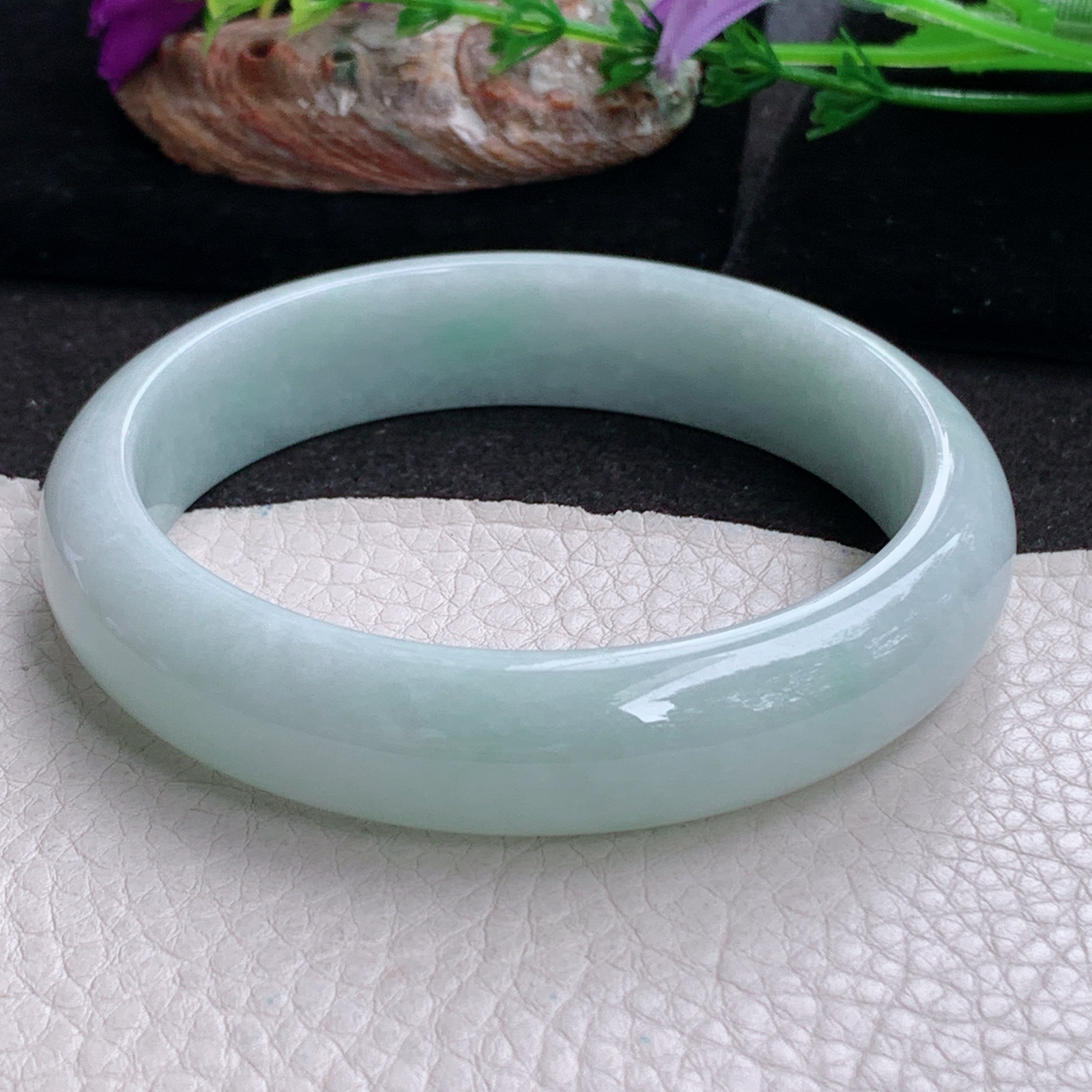 js大圈口63.5*14.8*8平安镯 天然缅甸翡翠a货手镯浅绿大气正圈玉镯子