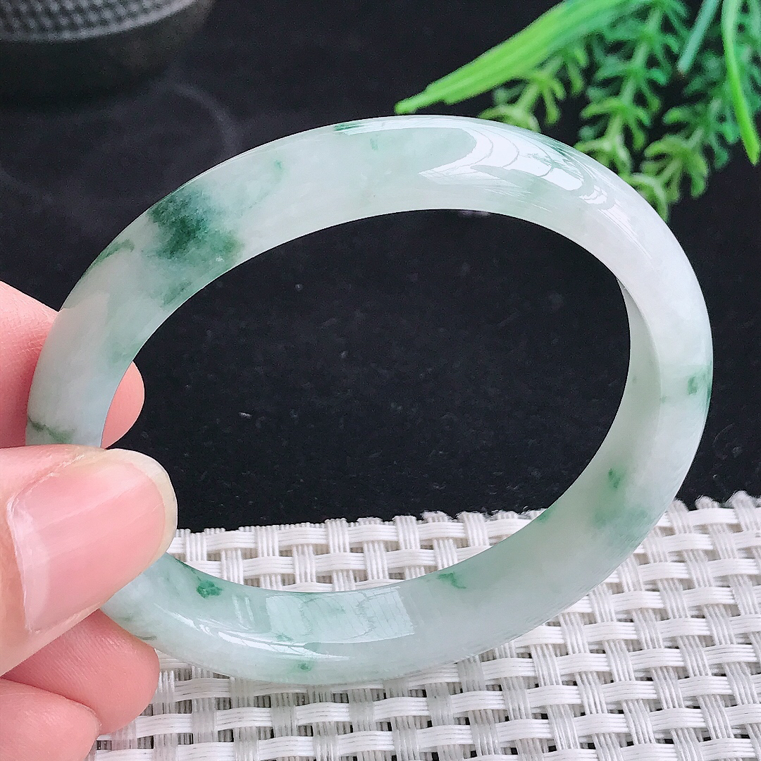实拍A货翡翠55/48.8/11.3/7.2老坑冰润飘花贵妃手镯宽边玉镯平安镯