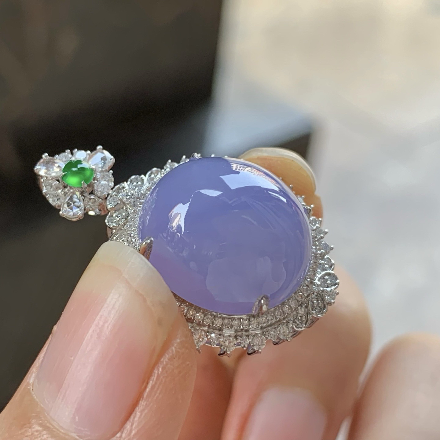 金钻镶嵌紫罗兰吊坠^_^鲜艳 均匀