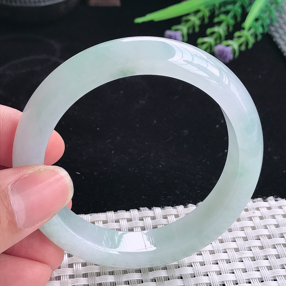 实拍A货翡翠55.5/13/8.8老坑冰润起胶飘花手镯宽边玉镯平安镯