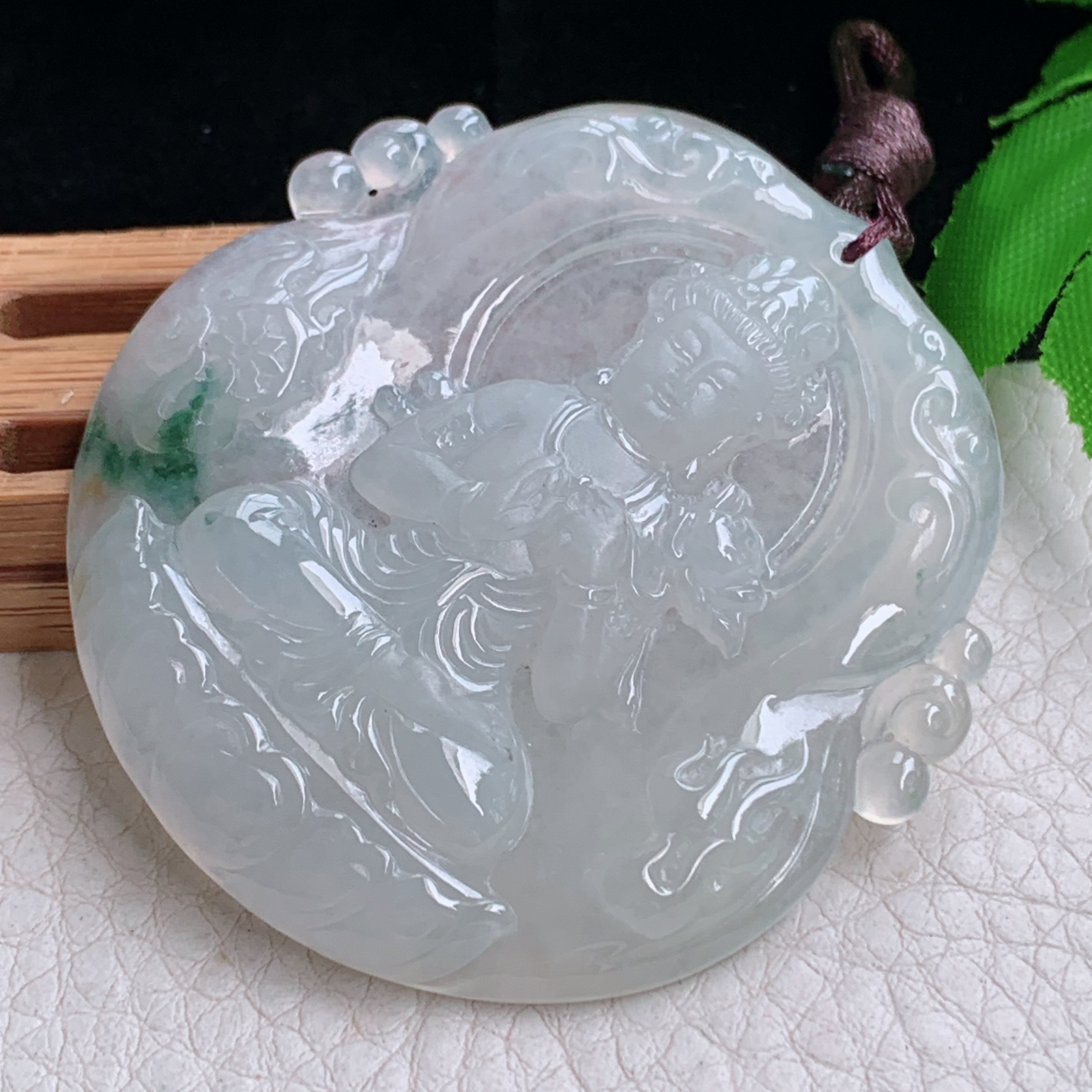 Bg实拍52.5*50*6缅甸翡翠冰透飘花大势至菩萨吊坠生肖守护神观音玉坠