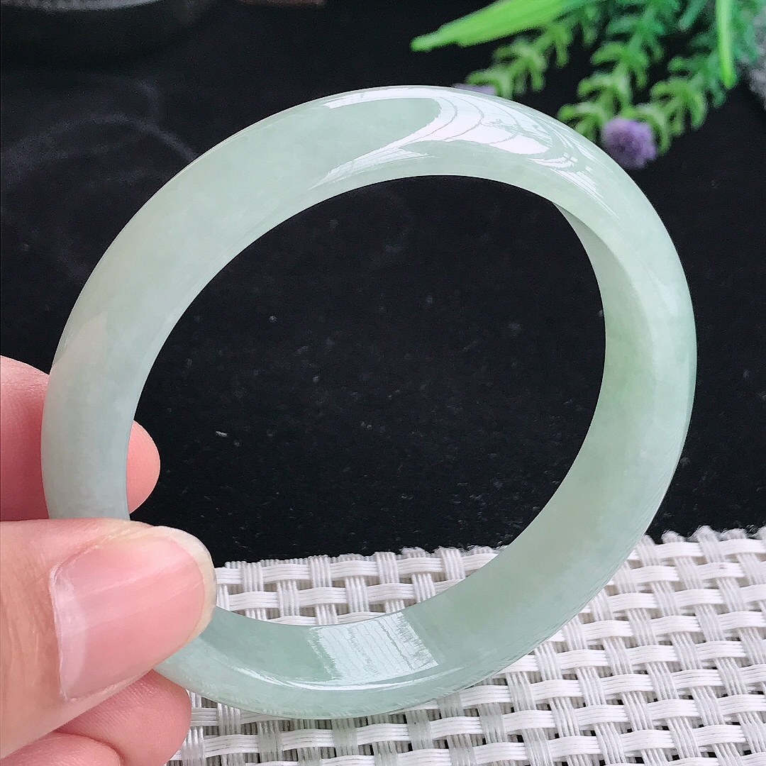 实拍A货翡翠56.8/13.2/7.2老坑冰润起胶冰晴绿手镯宽边玉镯平安镯