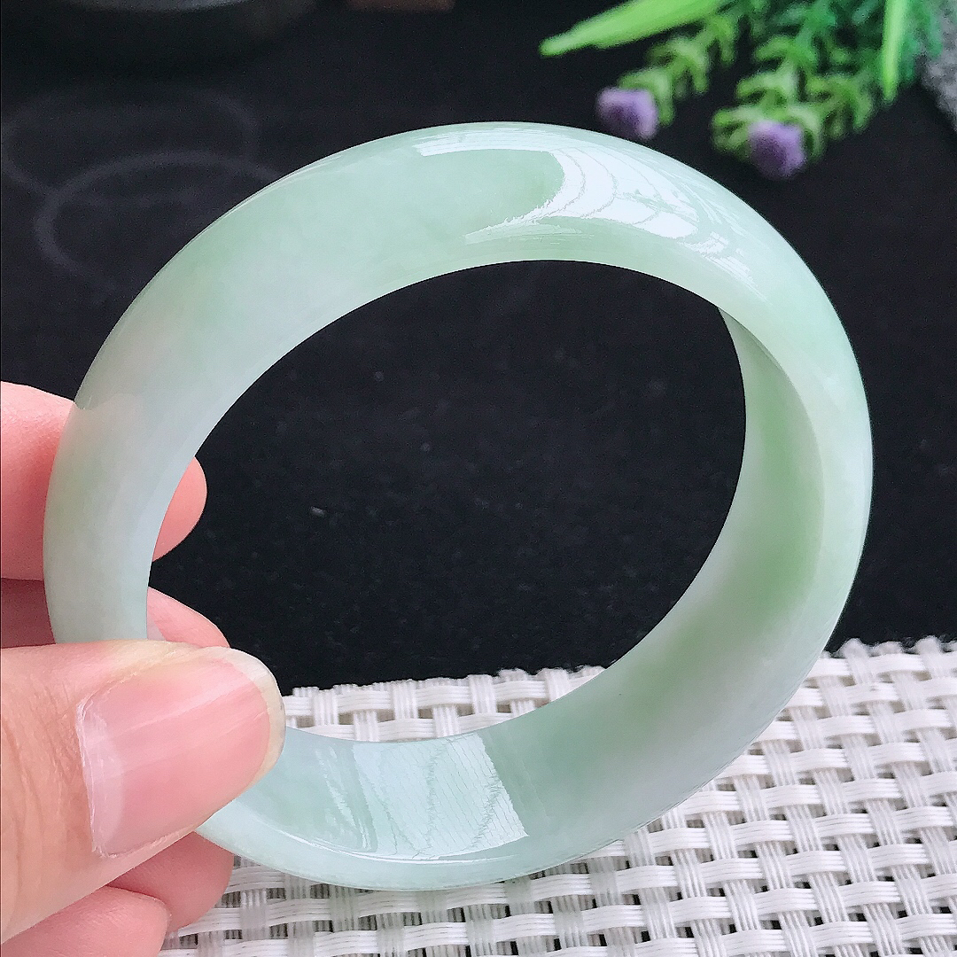 实拍A货翡翠58/18/7.6轮胎镯老坑冰润起胶晴绿色手镯宽边玉镯平安镯