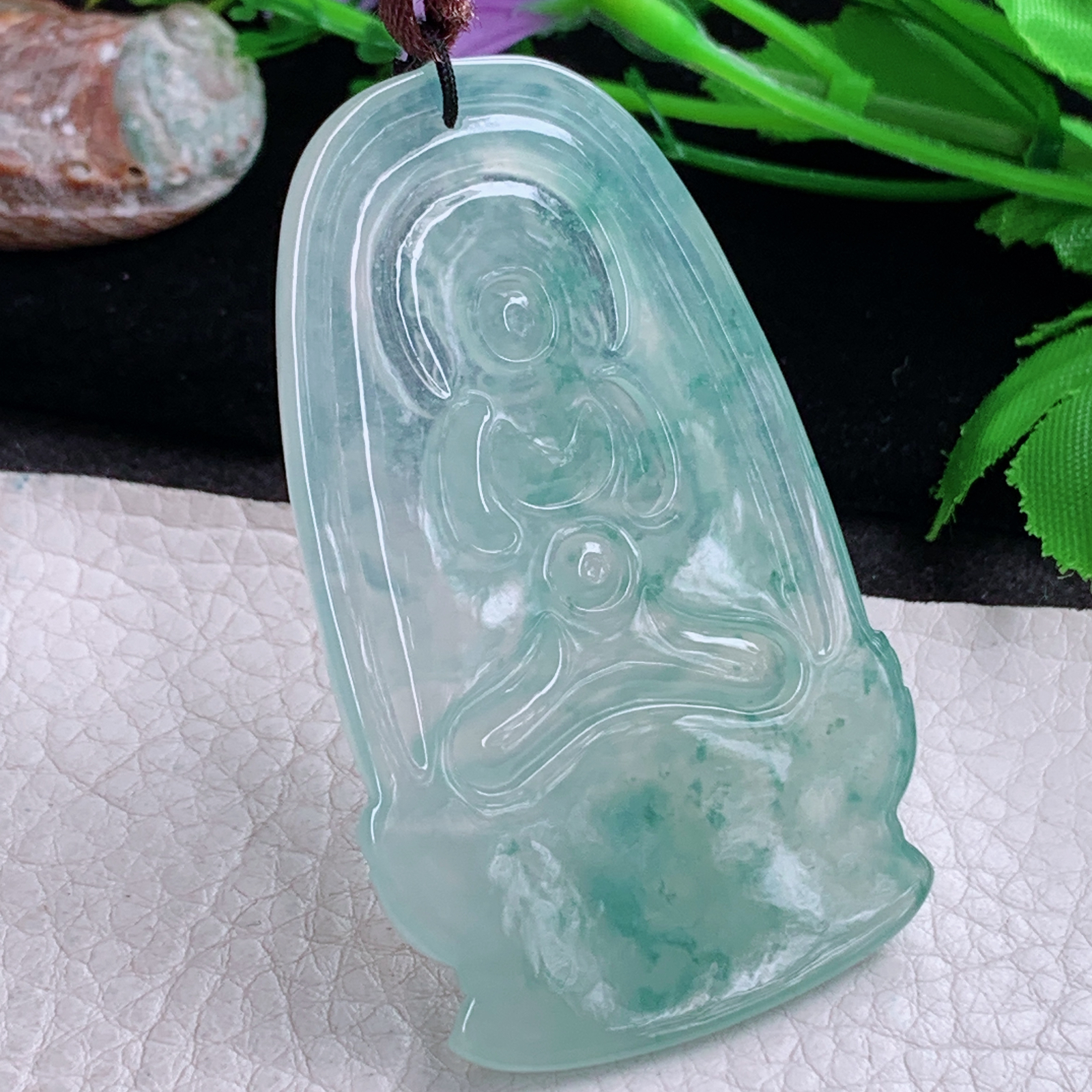 bg实拍66*40*5.5缅甸翡翠a货精雕冰晴飘花坐莲观音 玉观音玉吊坠 玉挂件