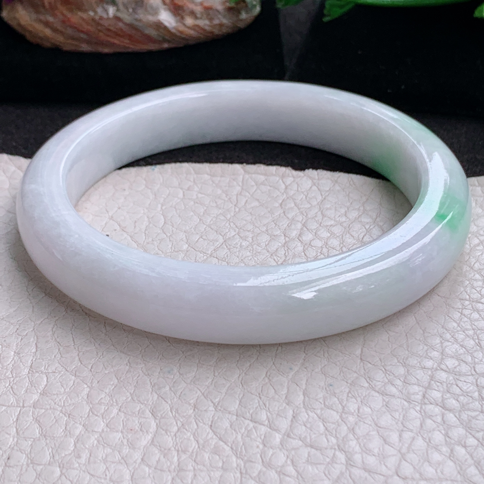 ee大圈口64.5*12*9.3平安镯 天然缅甸翡翠a货白底青大气正圈玉镯子