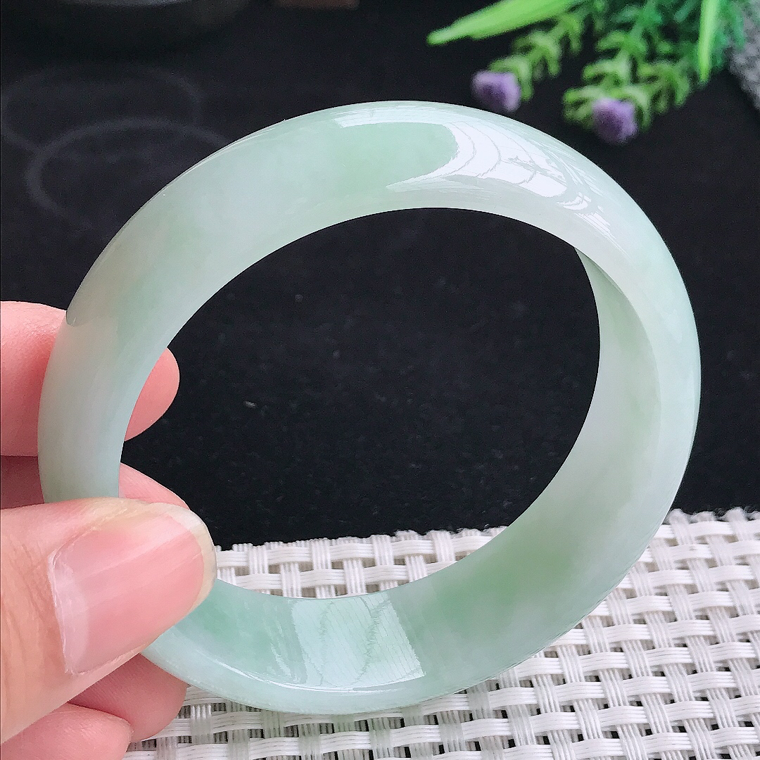 实拍A货翡翠58/18/7.6轮胎镯老坑冰润起胶晴绿色手镯宽边玉镯平安镯