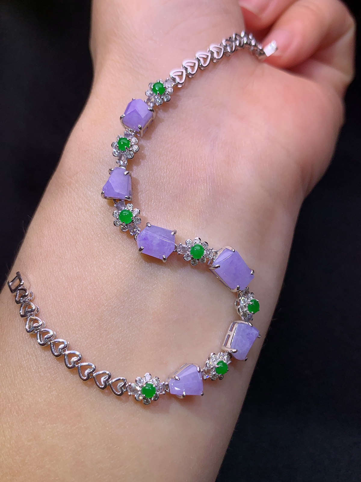 冰紫罗兰随形手链，18k金镶嵌，款式新颖，冰润鲜艳，种水足，Rh 尺寸7.3*4.5*2.2