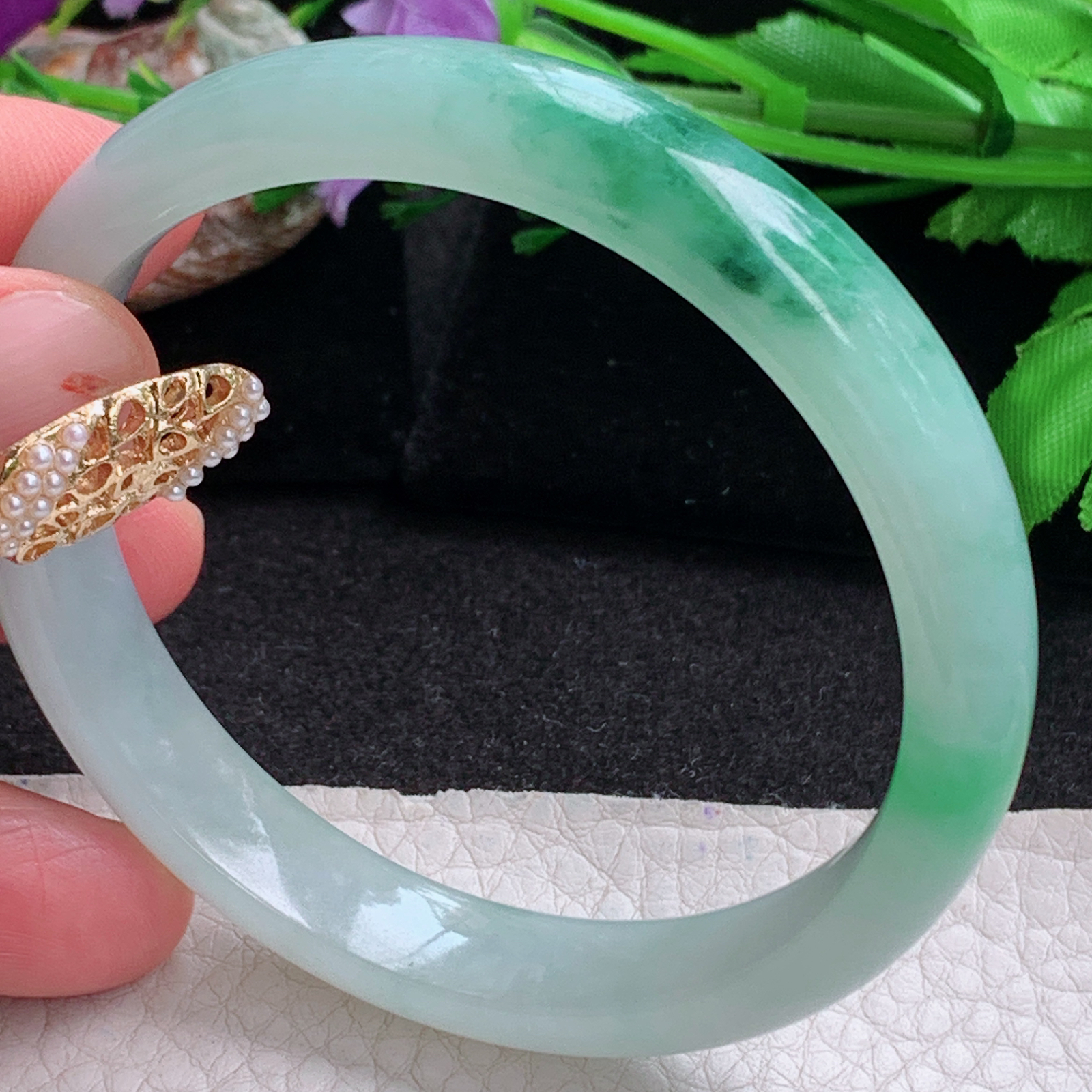 jm实拍57*11*6.7平安镯 天然缅甸翡翠a货冰润辣绿正圈玉镯子