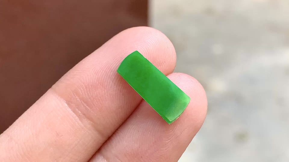 ️ 满色马鞍，14.8*6.2*1.5，无裂