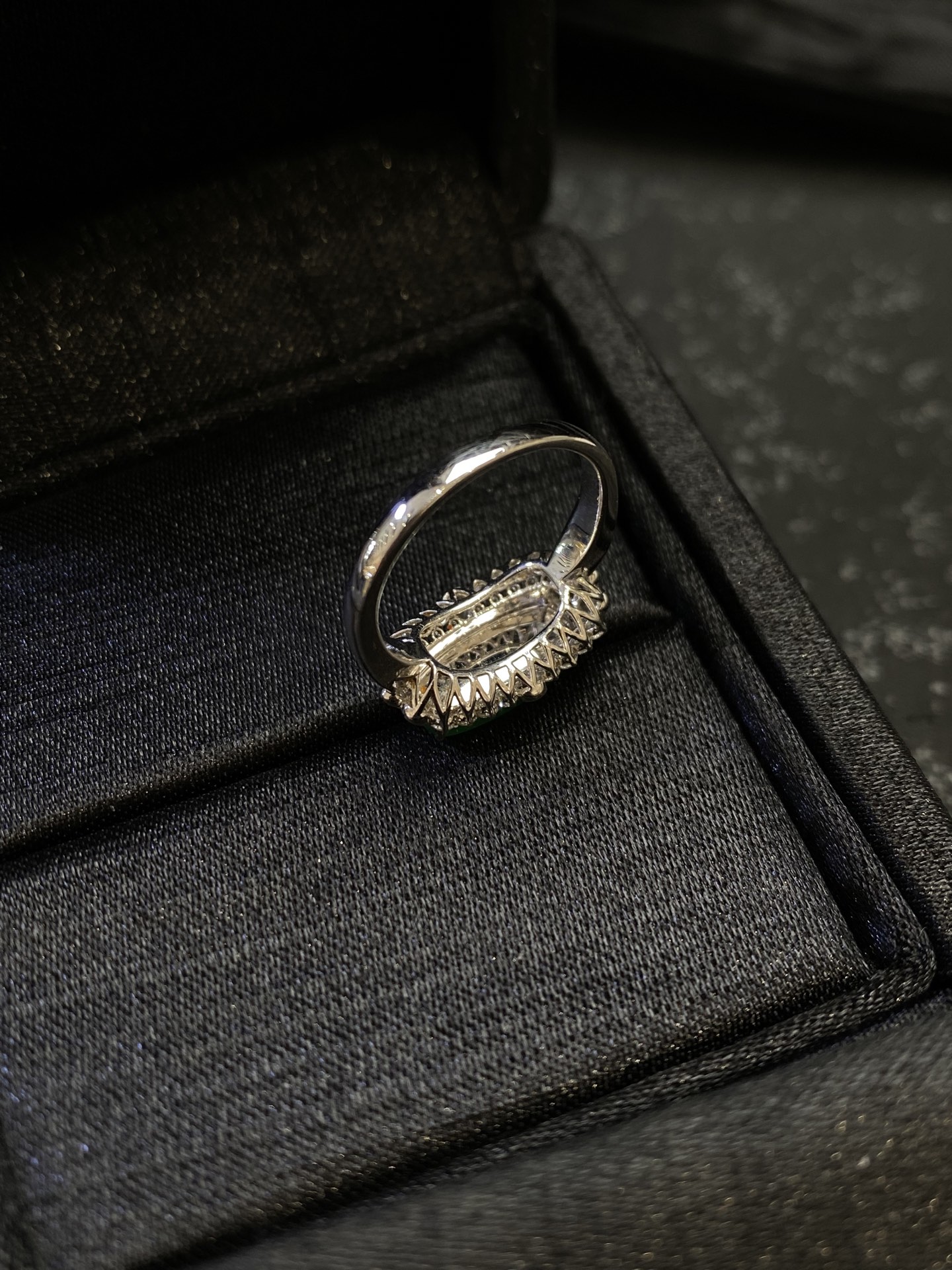 ·13000马鞍形戒指·金裸·13.3-6.2-2.8mm