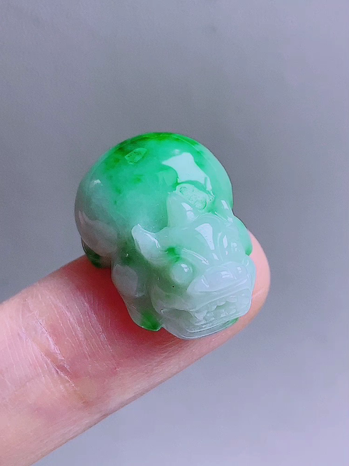 貔貅，无裂，尺寸22.1/16.3/10.3编号af20