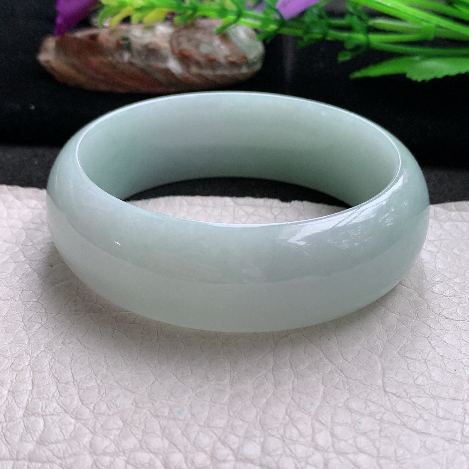 js实拍55.5*19.6*8轮胎镯 天然缅甸翡翠a货手镯白月光厚装正圈玉镯子
