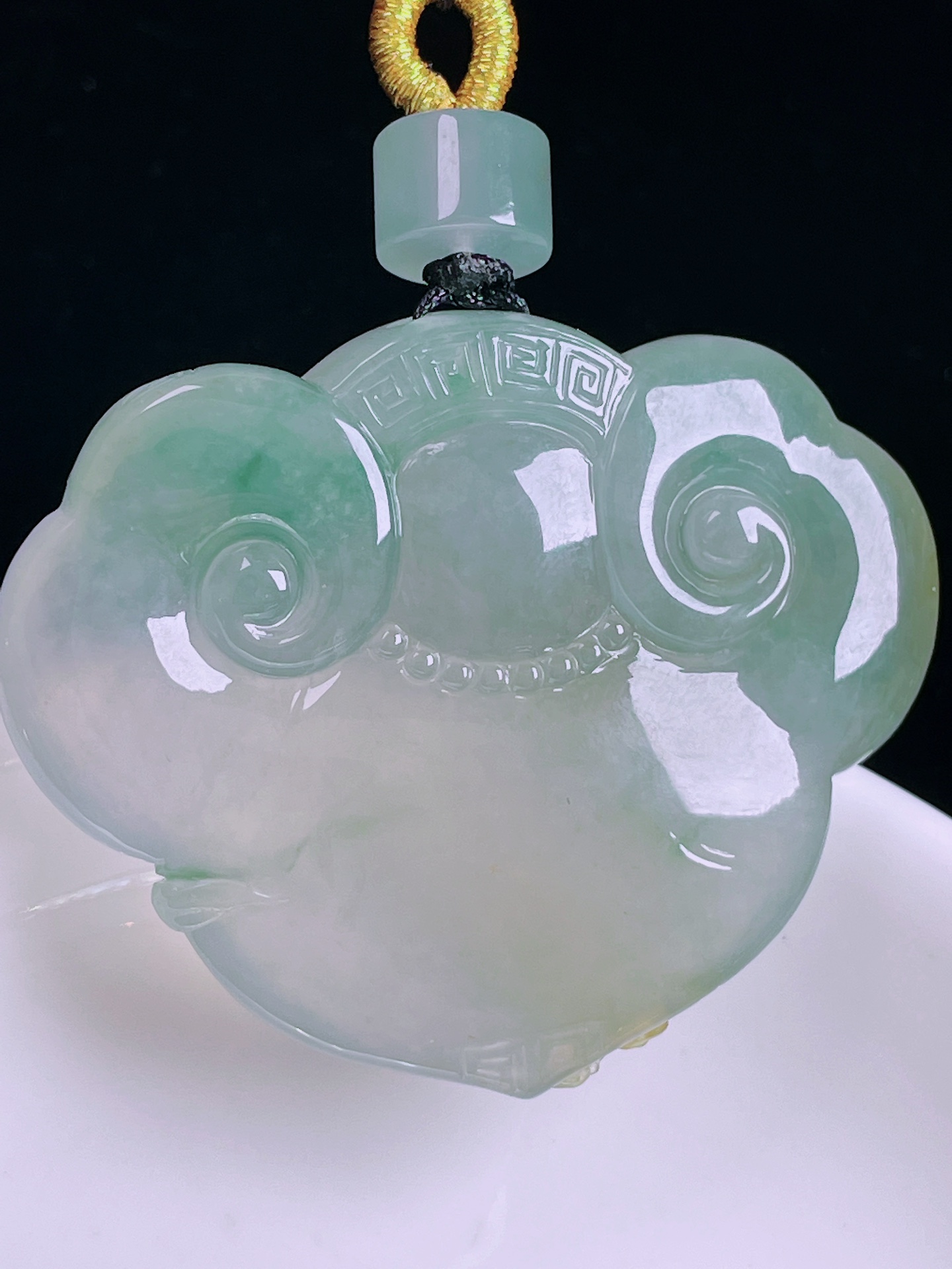 ️冰黄如意，老种起光，细底通透，尺寸：37/45.3/11.7mm0422