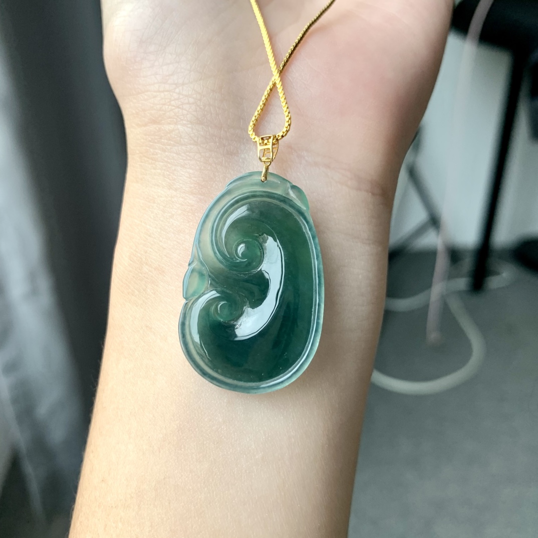 冰绿如意 细腻饱满 底色浓郁 尺寸35-22.7-4C10302BEH量