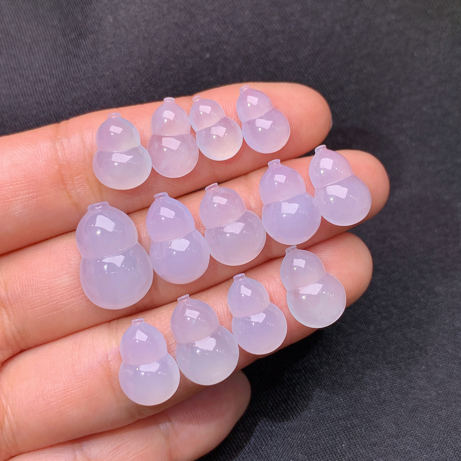 冰紫罗兰葫芦一手，冰润细腻，颜色鲜艳，种水足001 尺寸12.7*8.4*3