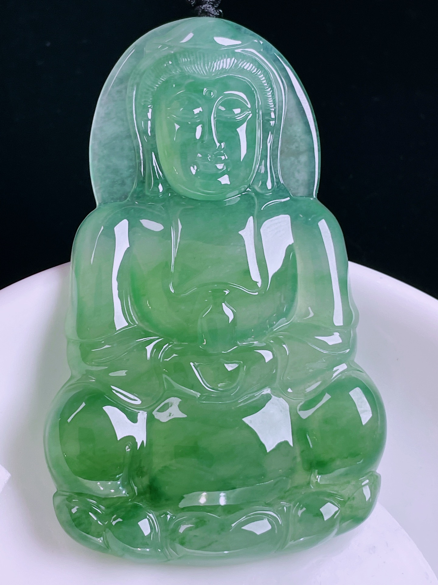 ️冰绿观音，老种起光，细底通透，尺寸：68.5/43.3/6.4mm0422