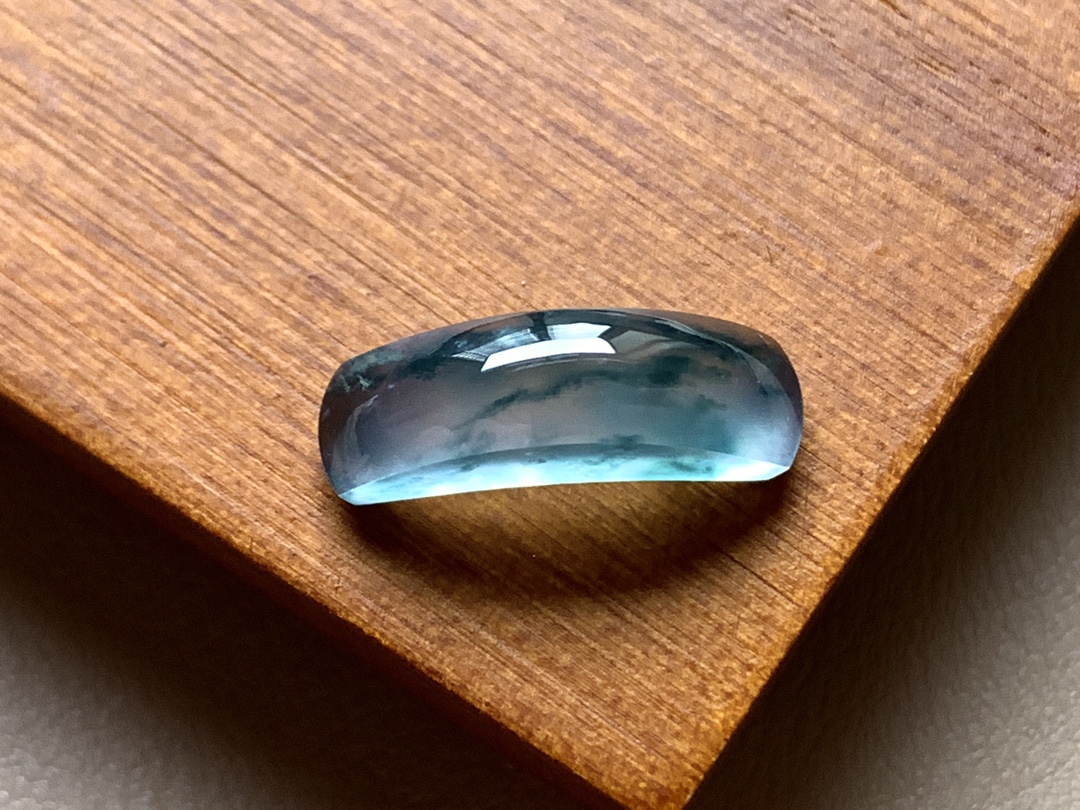 ️ 玻璃种飘彩马鞍 飘彩十分漂亮，水润起光，无裂尺寸16.5*4.8*5 超值