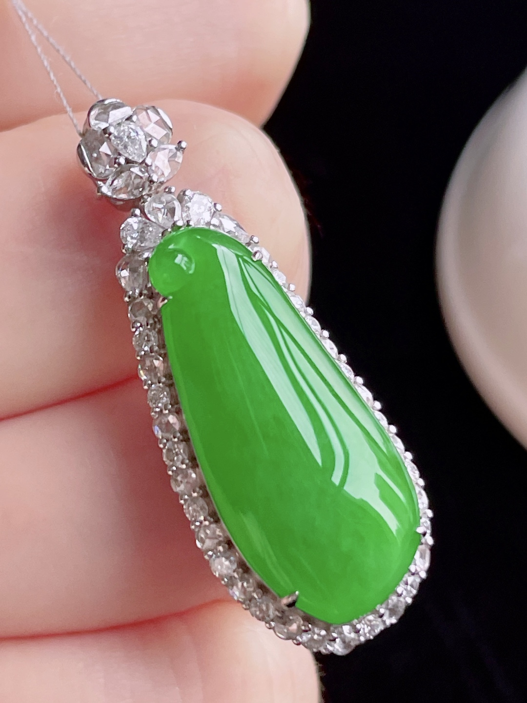 ️ 缅甸福瓜 色绿无比 饱满圆润 整体：37/14.3/10.5 裸石：25.5/11.6，超值