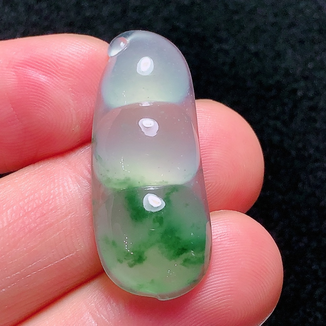 ️冰种飘花福豆，种老水头好，又冰又润，饱满无裂，尺寸：32.4/13.1/6.2mm，ss50182a