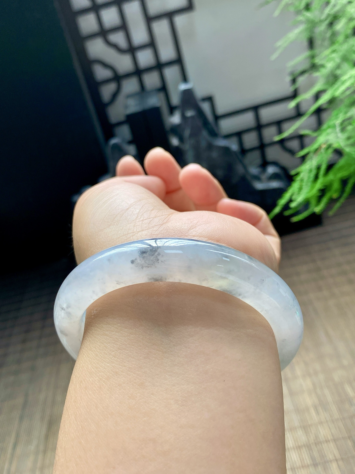 【冰乌鸡手镯】
【尺寸】58-8-12