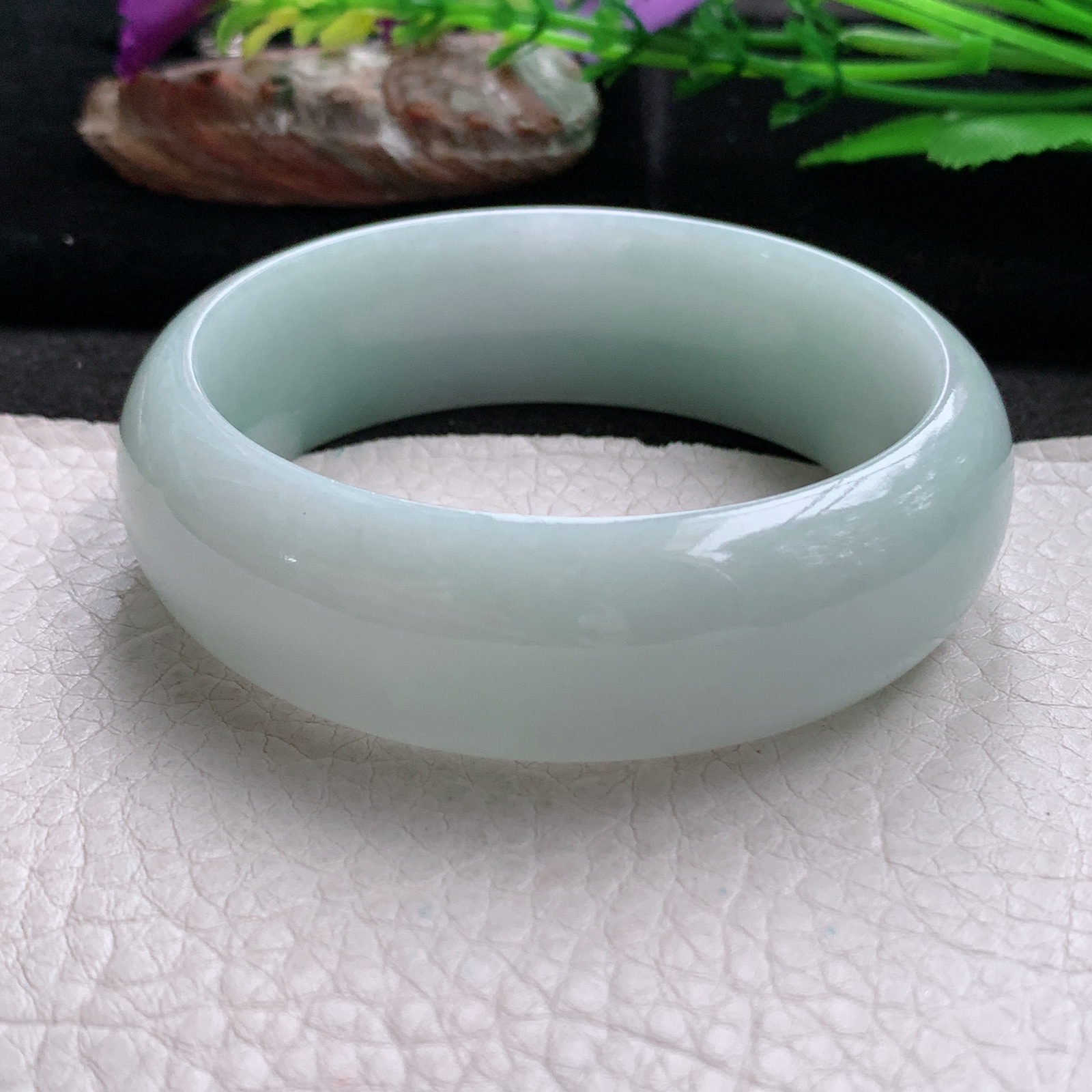 js实拍55.5*19.6*8轮胎镯 天然缅甸翡翠a货手镯白月光厚装正圈玉镯子